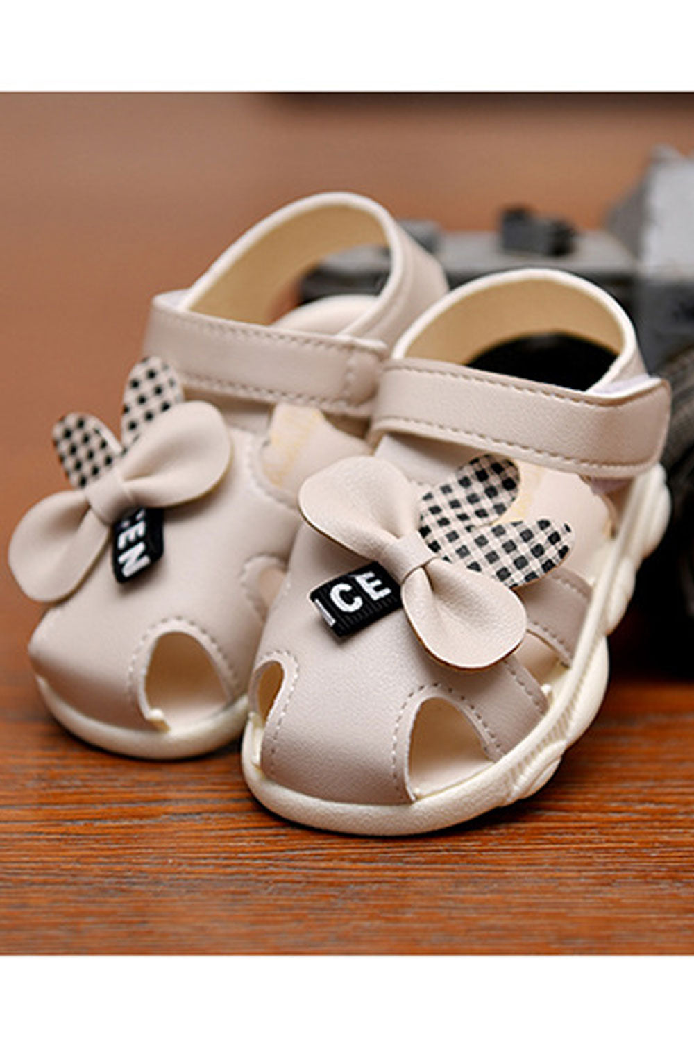 Baby Girls Comfortable Velcro Style Bow Decorated Soft Soled Sandals - BGSD107455