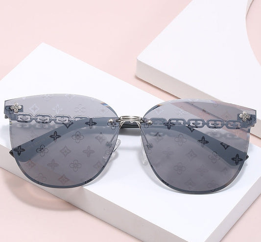 2024 new fashion trend sunglasses, high-end light luxury style, women's sunglasses, laser lenses, personalized street photography