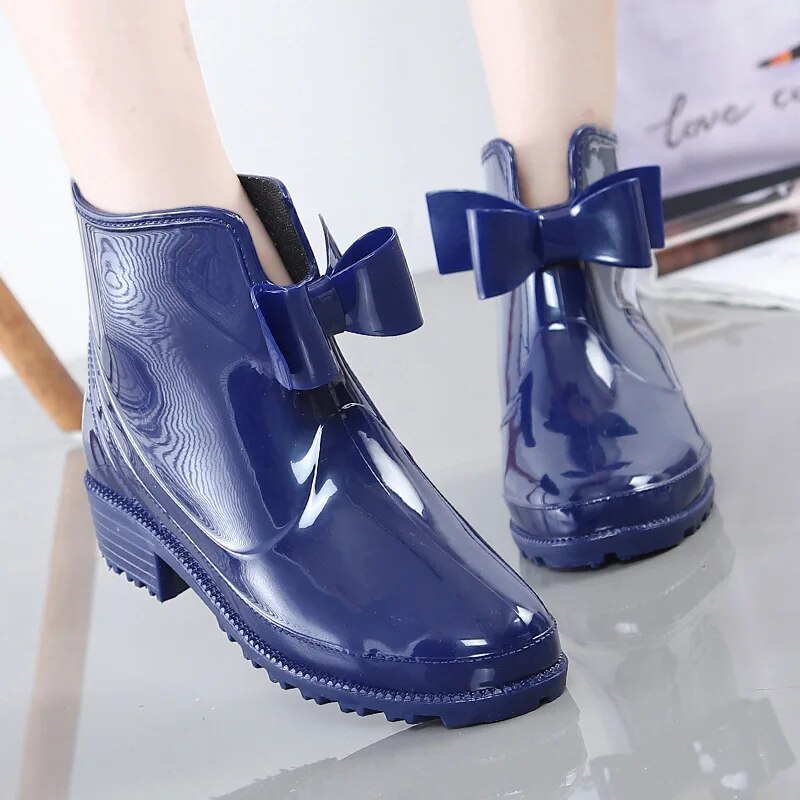 Women Rain Boots Fashion Non-Slip Water Flat Bottom Women Velvet Short Tube Shoes - WRB50138
