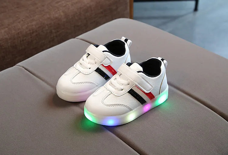 Boys Glowing Sneakers Shoes with Light Up Sole Luminous Running Sneaker - TBSH50650