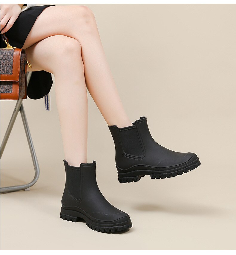 Women Rain Boots Simple Fashion Waterproof Rubber Non-slip Rainshoes - WRB50116