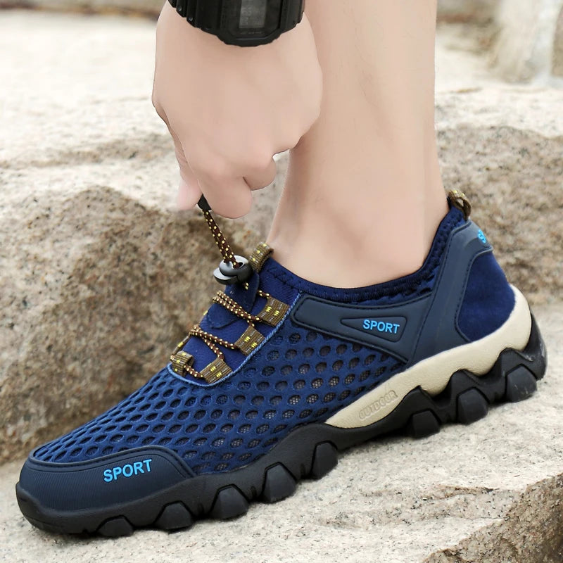 Men Breathable Sneakers Fashion Climbing Hiking Shoes Outdoor Beach Wading Tenis Barefoot Sneakers